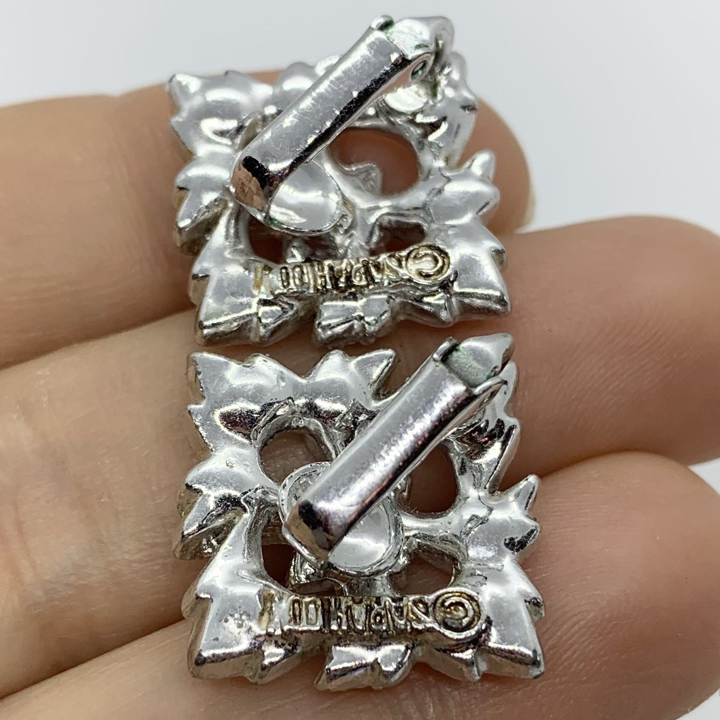 VTG SARAH COVENTRY ART DECO RHINESTONE SILVER OPENWORK HUGGIE EARRINGS CLIP-ON