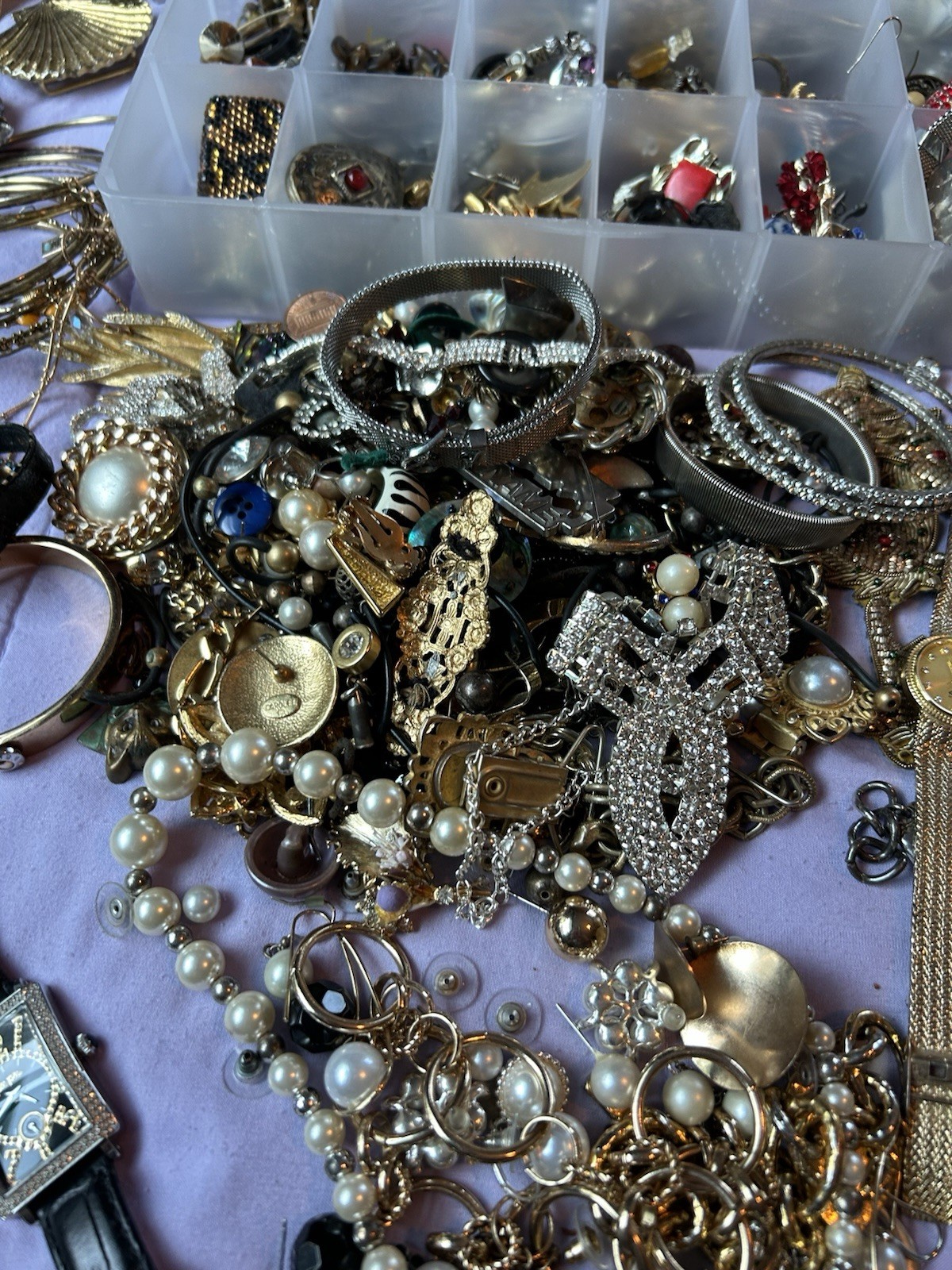 Vintage jewelry Lot