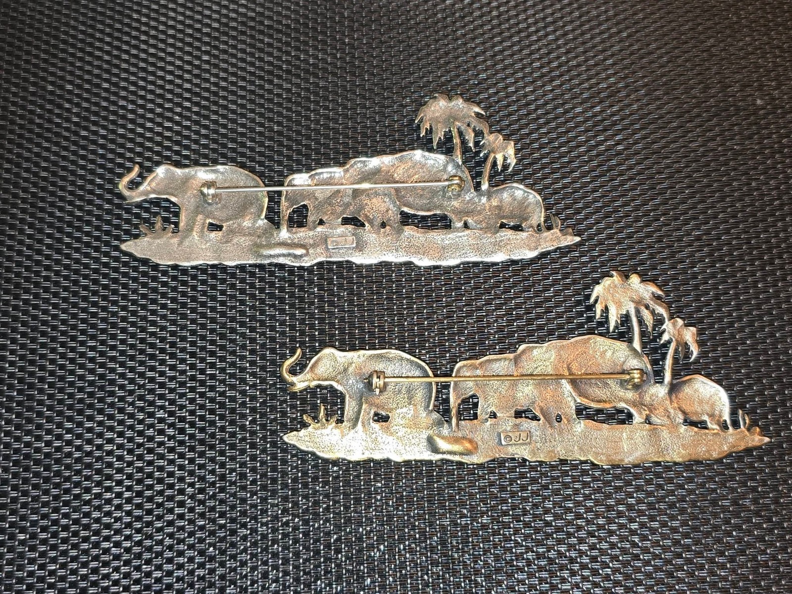 JJ Jonette ELEPHANT FAMILY WALK Pins Brooches – Silvertone & Bronze – Set of TWO