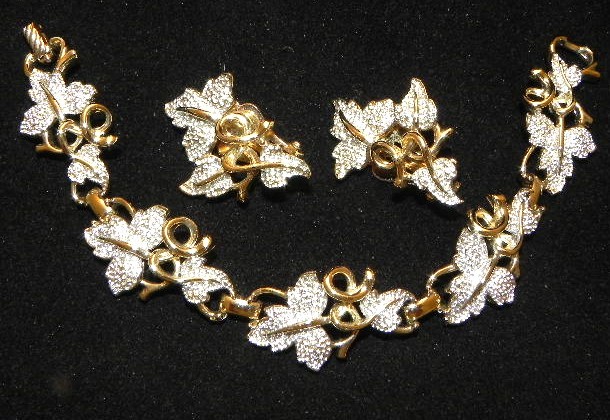 Vintage Sarah Coventry Ivy Leaf Bracelet Earring Set ‘Plain and Fancy’ 1958