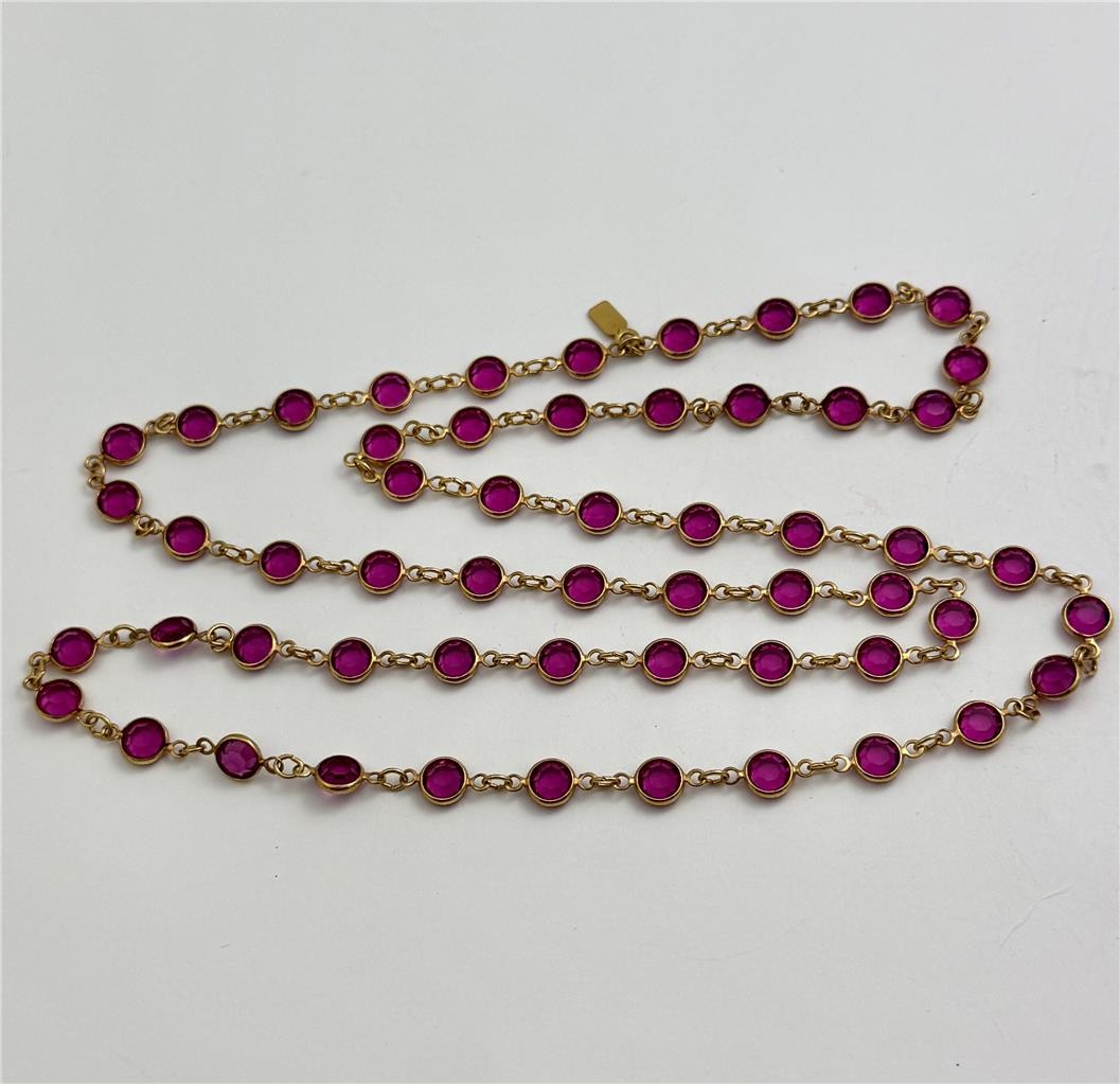 Vintage Swarovski Swan Fuchsia Pink Gold Tone Bezel Set 7MM Crystal Necklace 32″