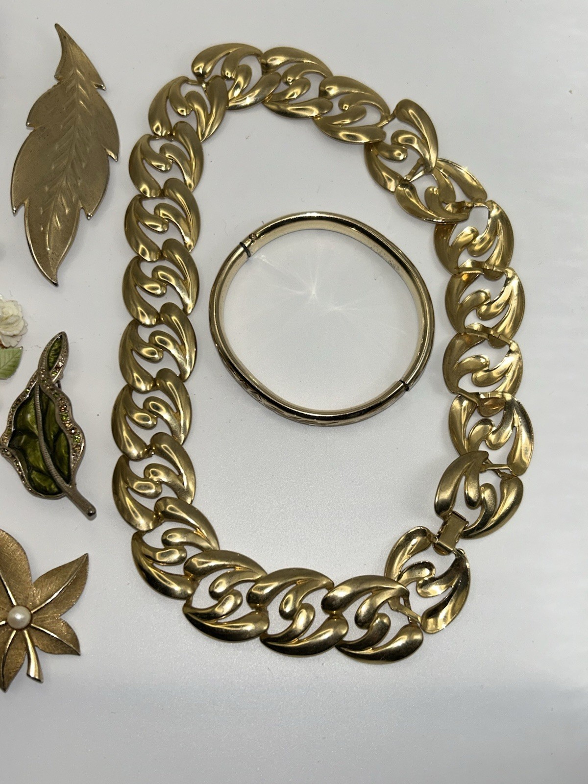 Vintage Estate Costume Jewelry Lot of 16 Brooches Stick Pins Necklaces Bracelets