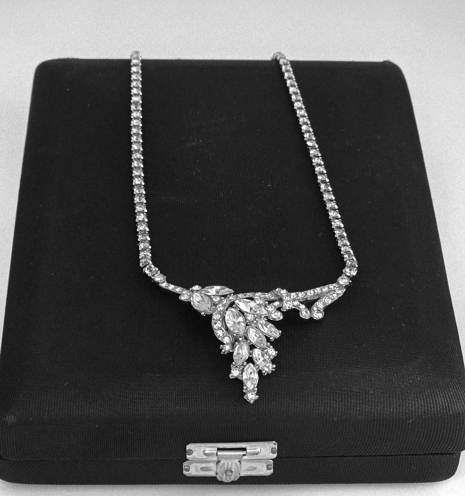 VTG KRAMER STATEMENT MARQUISE CRYSTALS NECKLACE CHOKER☆BRIDAL/ANNIVERSARY☆EC☆17″
