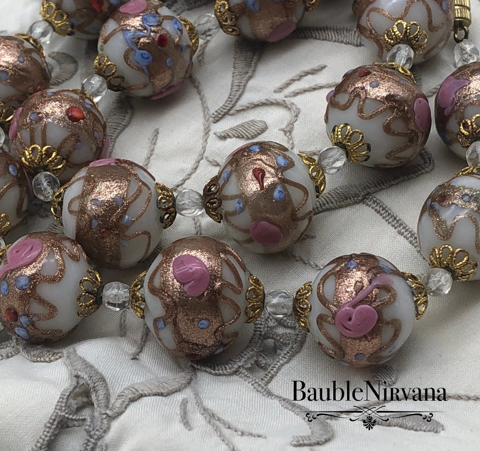 Vintage Venetian Art Glass White Wedding Cake Chunky Large 19mm Beads Necklace