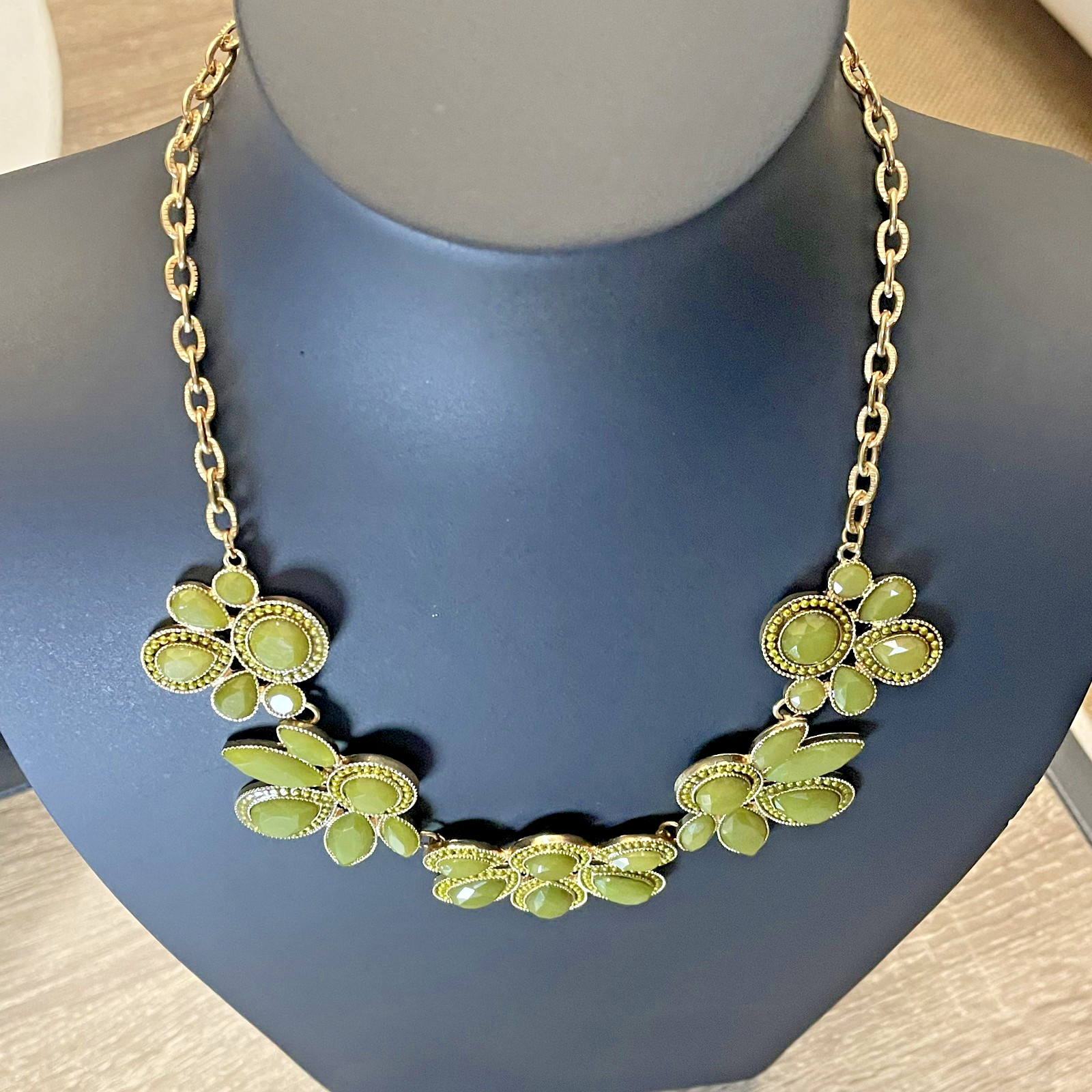 Unbranded Gold Tone Statement Necklace & Earrings Set with Olive Green Stones