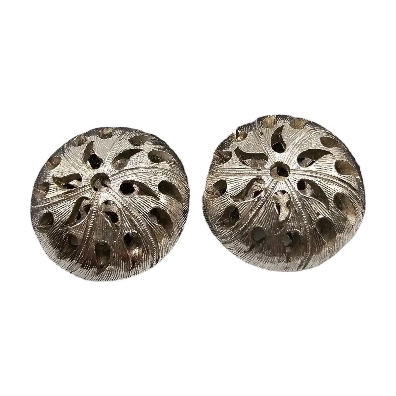 Earrings Crown Trifari Dome Shaped Clip On Filigree Vintage Gold Tone SKU 2138