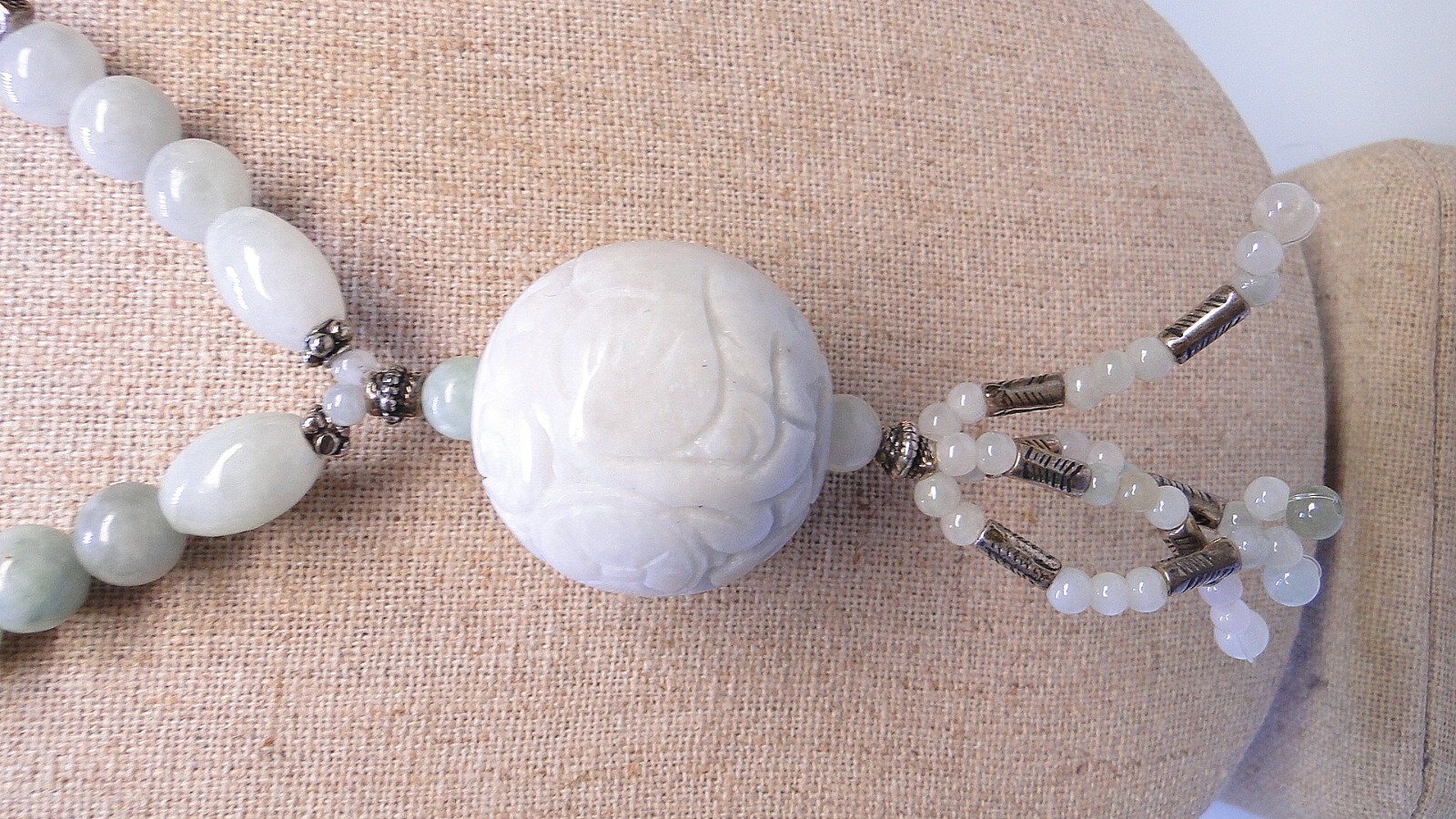 Gorgeous Carved Jade Bead Sterling Dangle Beaded Necklace