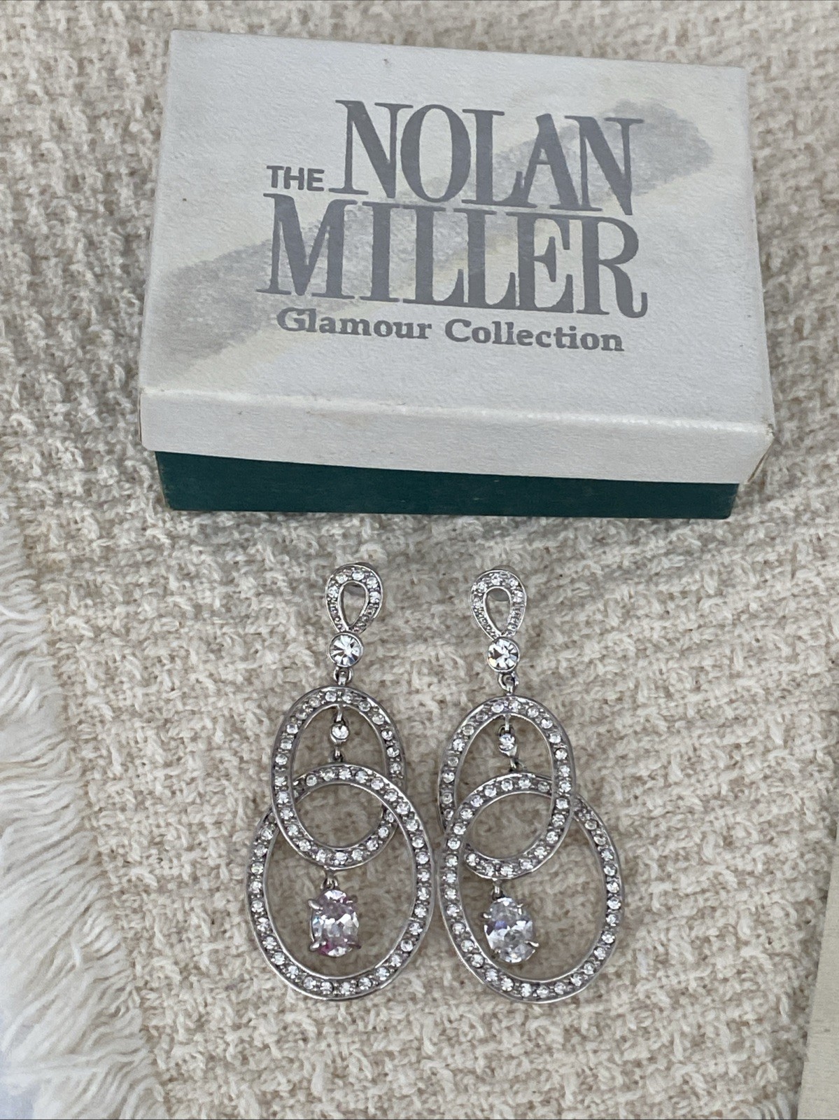 Vintage Nolan Miller Glamour Rhinestone Dangle Pierced Earrings 2 1/4”