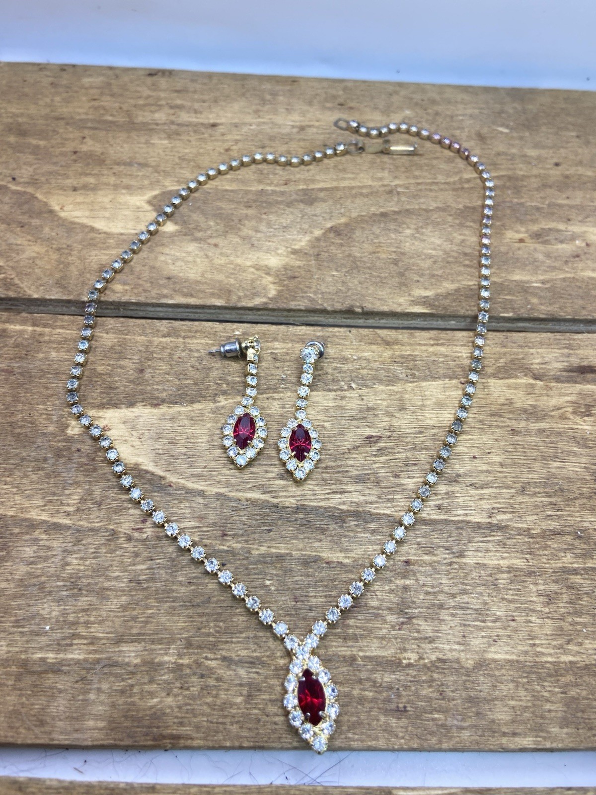 Vintage Red & Clear Rhinestone Gold Tone Necklace & Earrings Set