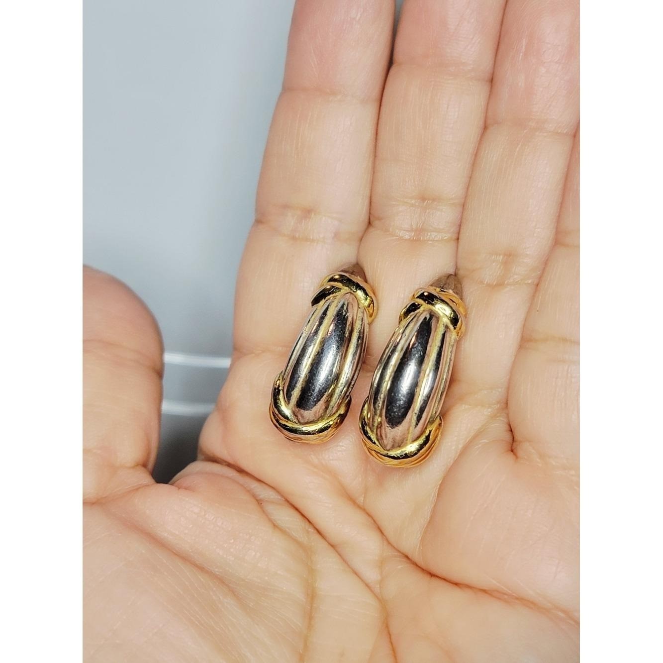 Vintage Napier Two Tone Hoop Earrings Gold & Silver Ribbed Designer Earrings