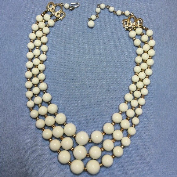Vintage Japan 3 Strand White Glass Bead Necklace Gold Tone Graduated 1950s