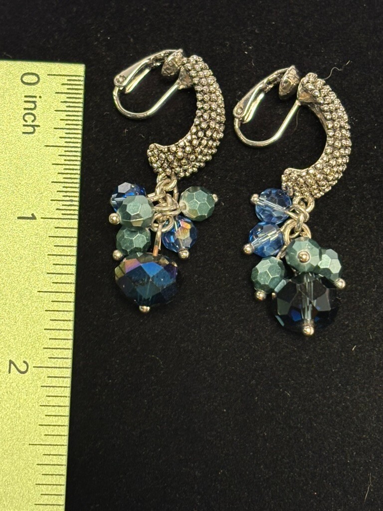 Napier Vintage Earrings Silver Tone Blue Crystal Dangle Clip On Sparkly