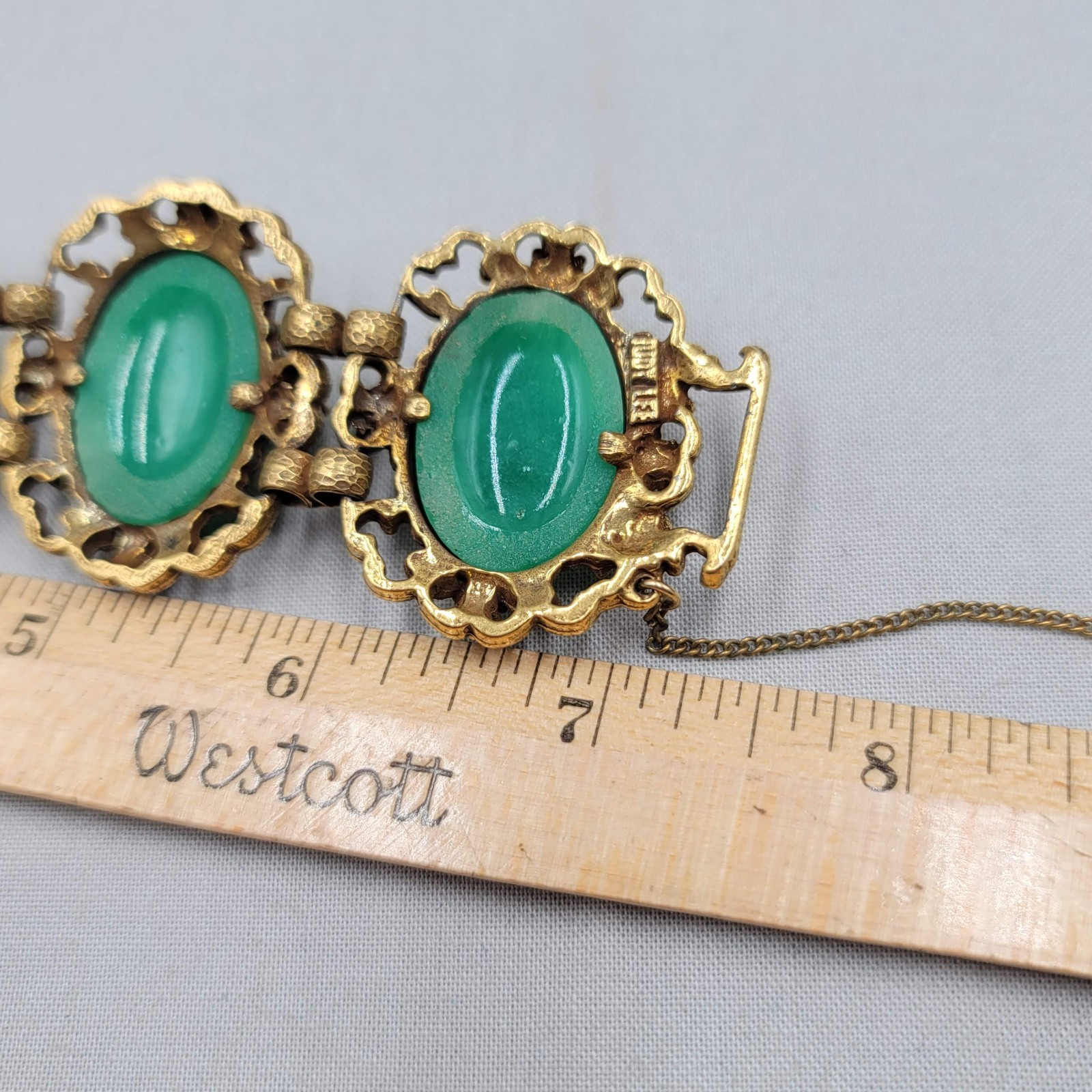 Judy Lee 1968 Spanish Moss Molded Jade Glass Cabochon Bracelet Earrings Set