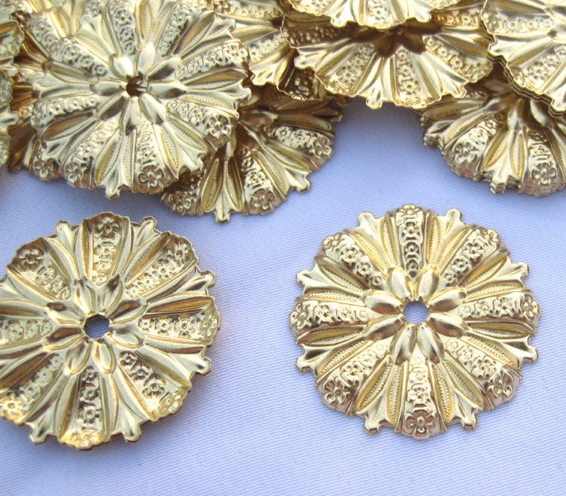 50pcs Round Floral Filigree 28mm Brass Stamping Findings for Jewelry Making