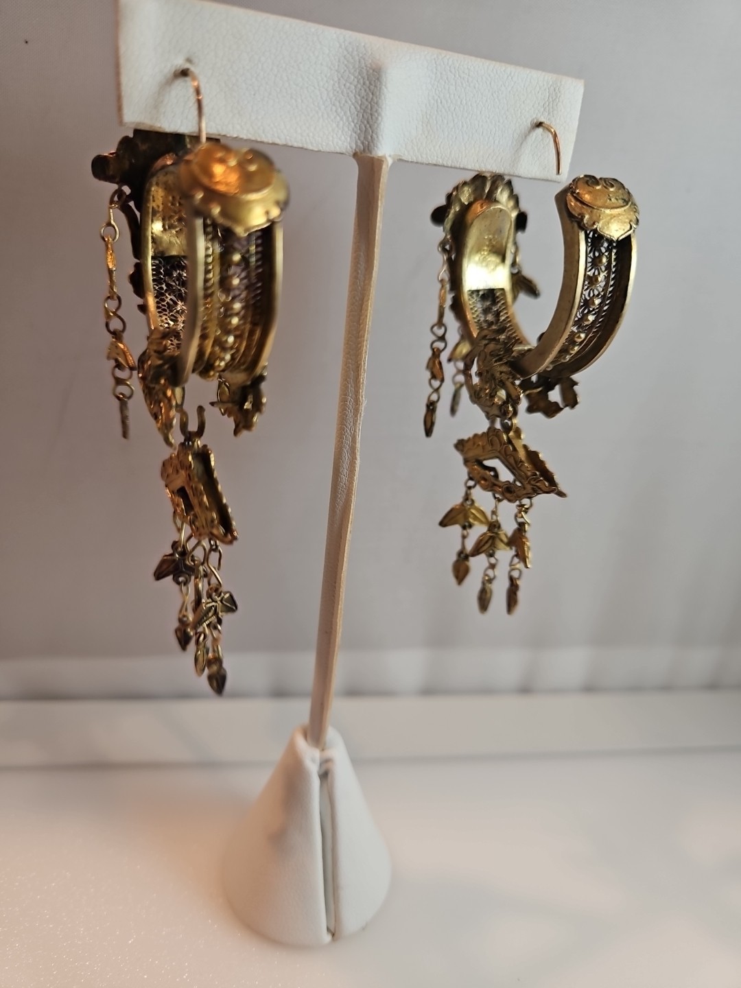Vintage DESIGNER Signed Baroque Curled Gilt Leaf FRENCH EARRINGS – GORGEOUS Help