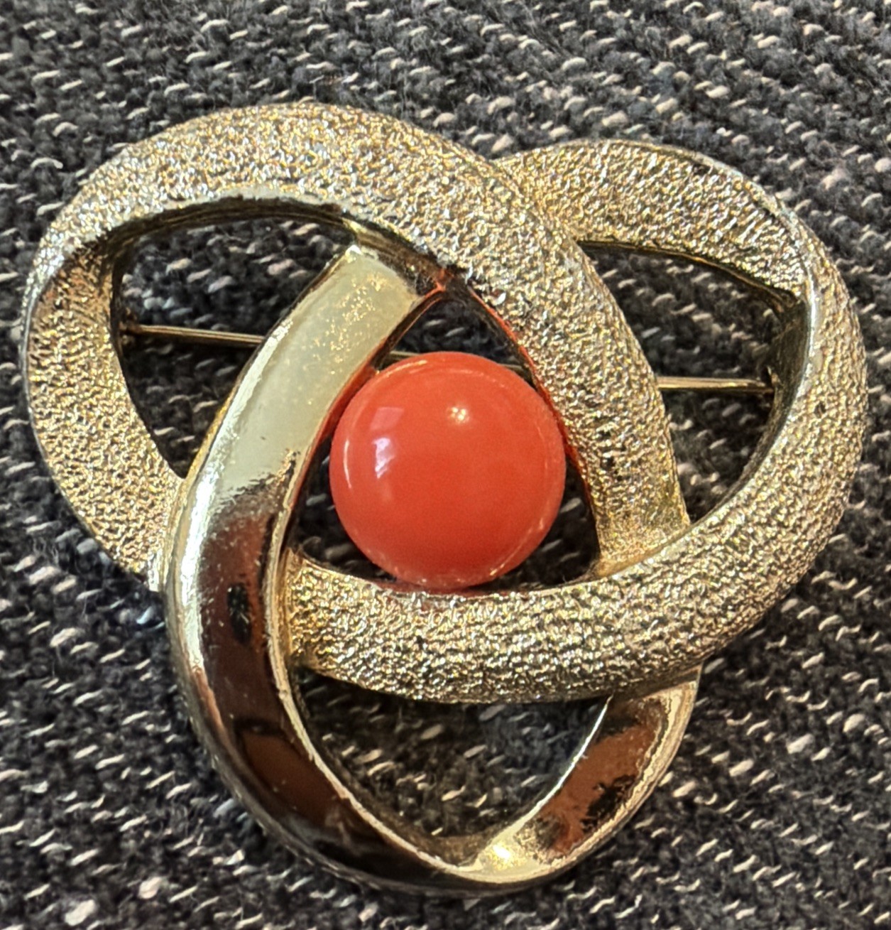 Vtg Sarah Coventry Atomic Orbit Pin Brooch Gold Tone Orange Cabochon Science