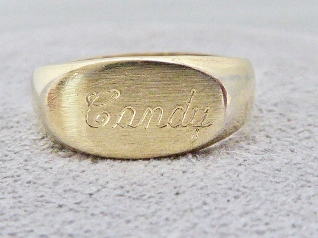 VINTAGE 1/20TH 12K YELLOW GOLD FILLED CHILD’S RING ENGRAVED CANDY SIZE 3.75 RING