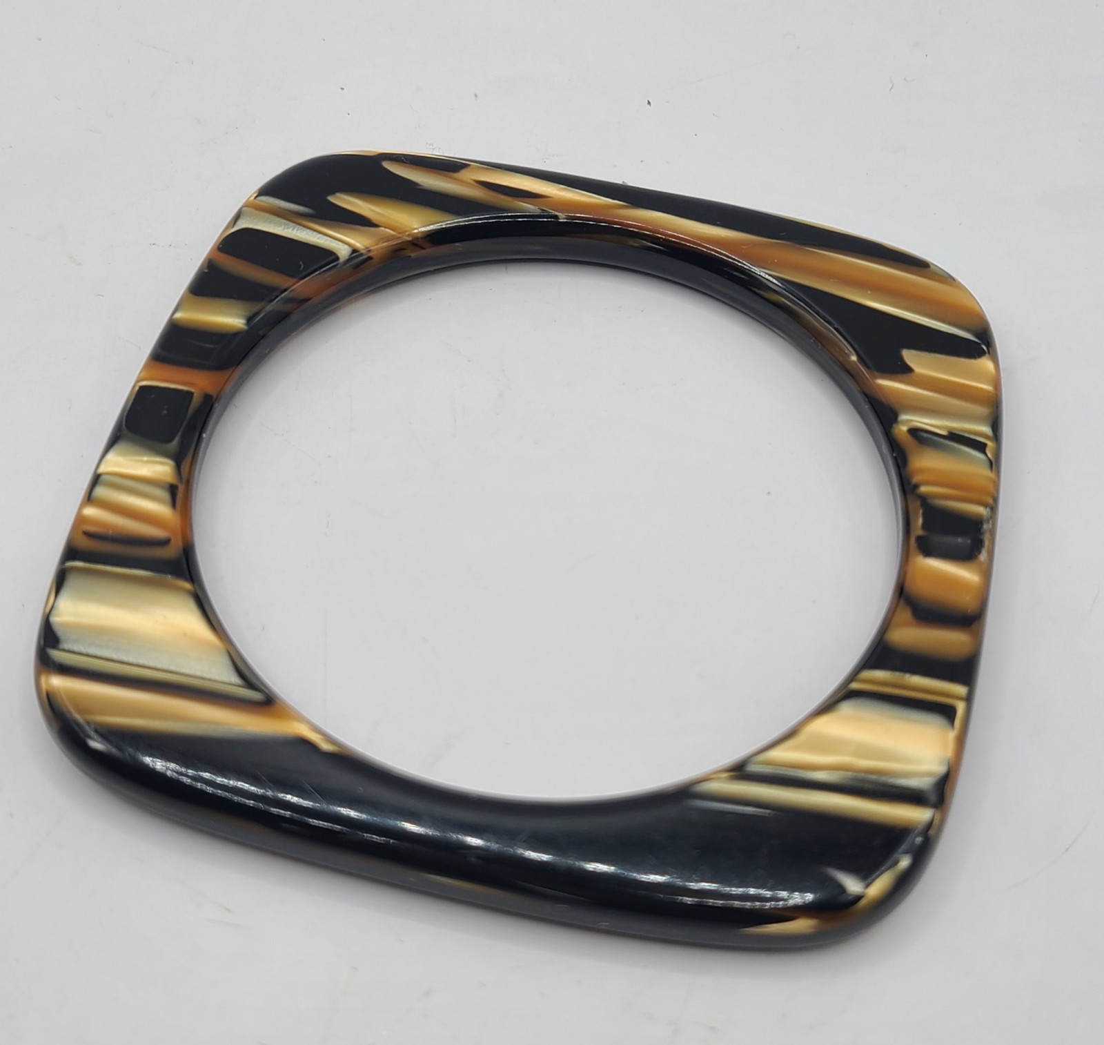 Vtg Acrylic Lucite 3″ Square Bangle Bracelet Black Gold Moonglow Streaks 7.5″
