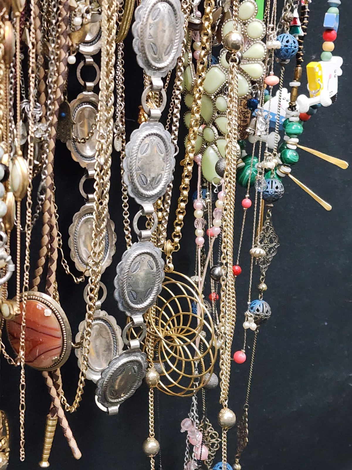 Estate Vintage Costume Jewelry Large Lot 6 LBS Over 100 Necklaces Retro