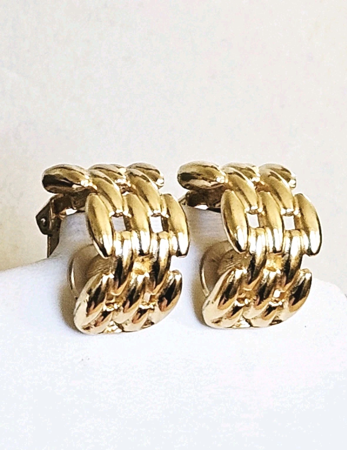 VTG Christian Dior Earrings Gold Plated Chain Basket Weave Half Hoop ClipOn .75″