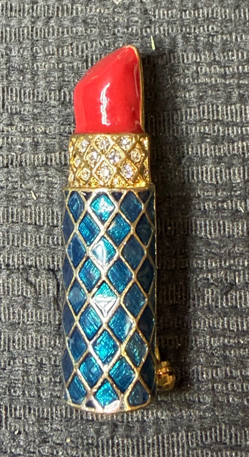 Avon Vintage Gold Tone Red blue Enamel Clear Rhinestones Brooch Pin NOS