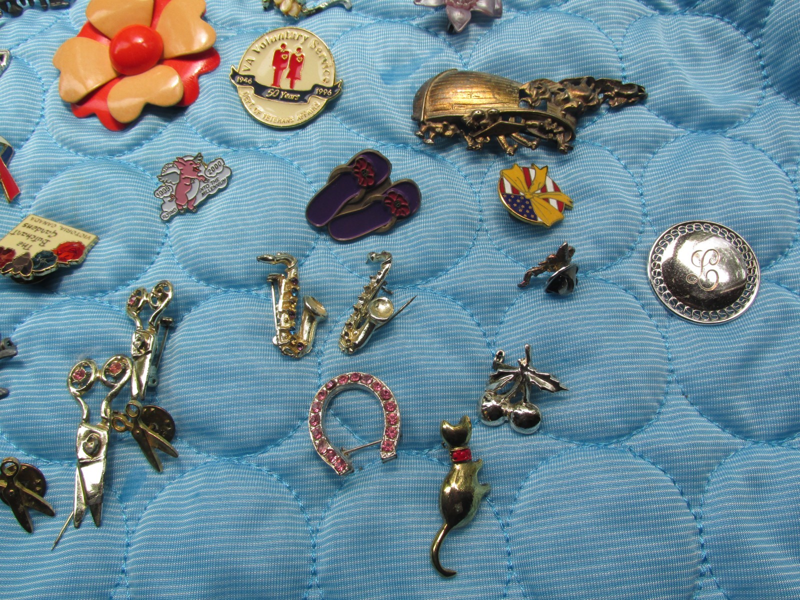 Lot of 35 Mixed Lot Brooches/Pins – some Scratched/Damaged/missing Stones As Is