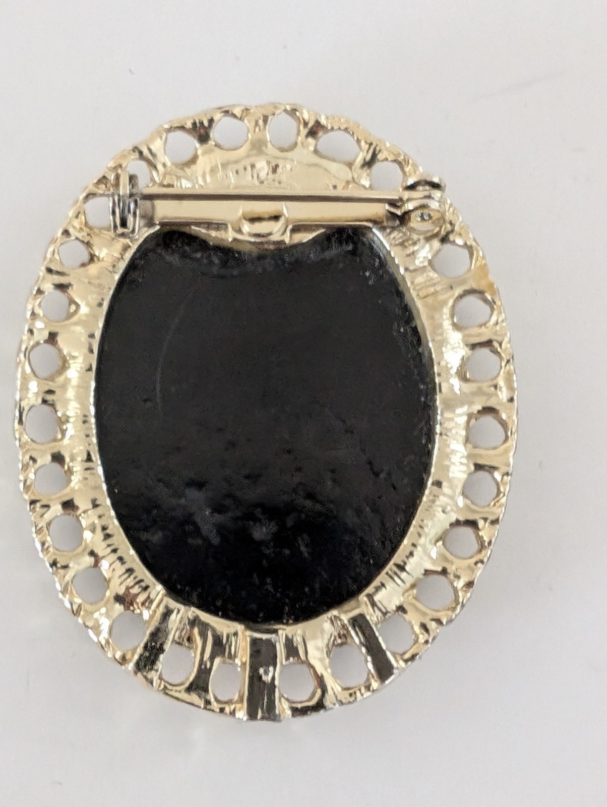 Vintage Black Oval Gold Tone Pendant Pin Pink Flowers Leaves Brooch Gift For Her