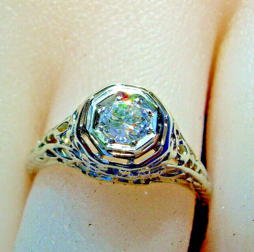 Original EARTH MINED DIAMOND Engagement Ring Vintage BELAIS Solitaire 18K GOLD