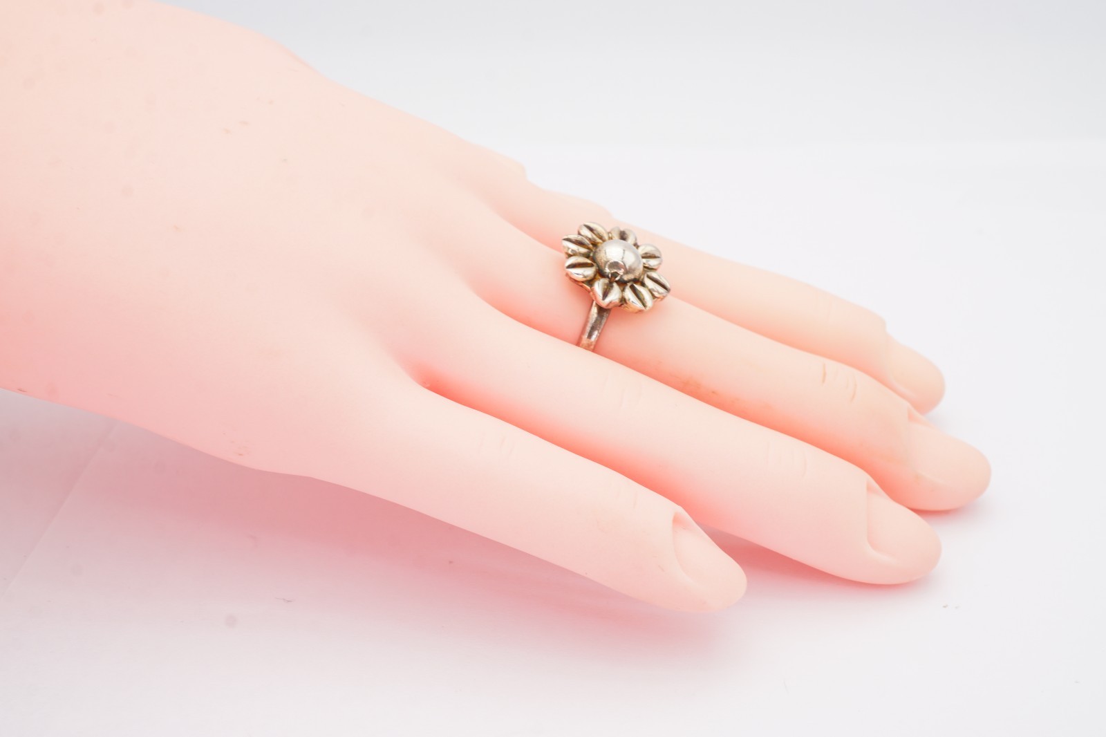 Vintage Mexico Sterling Silver 925 Flower Ring Size 5.25 Adjustable