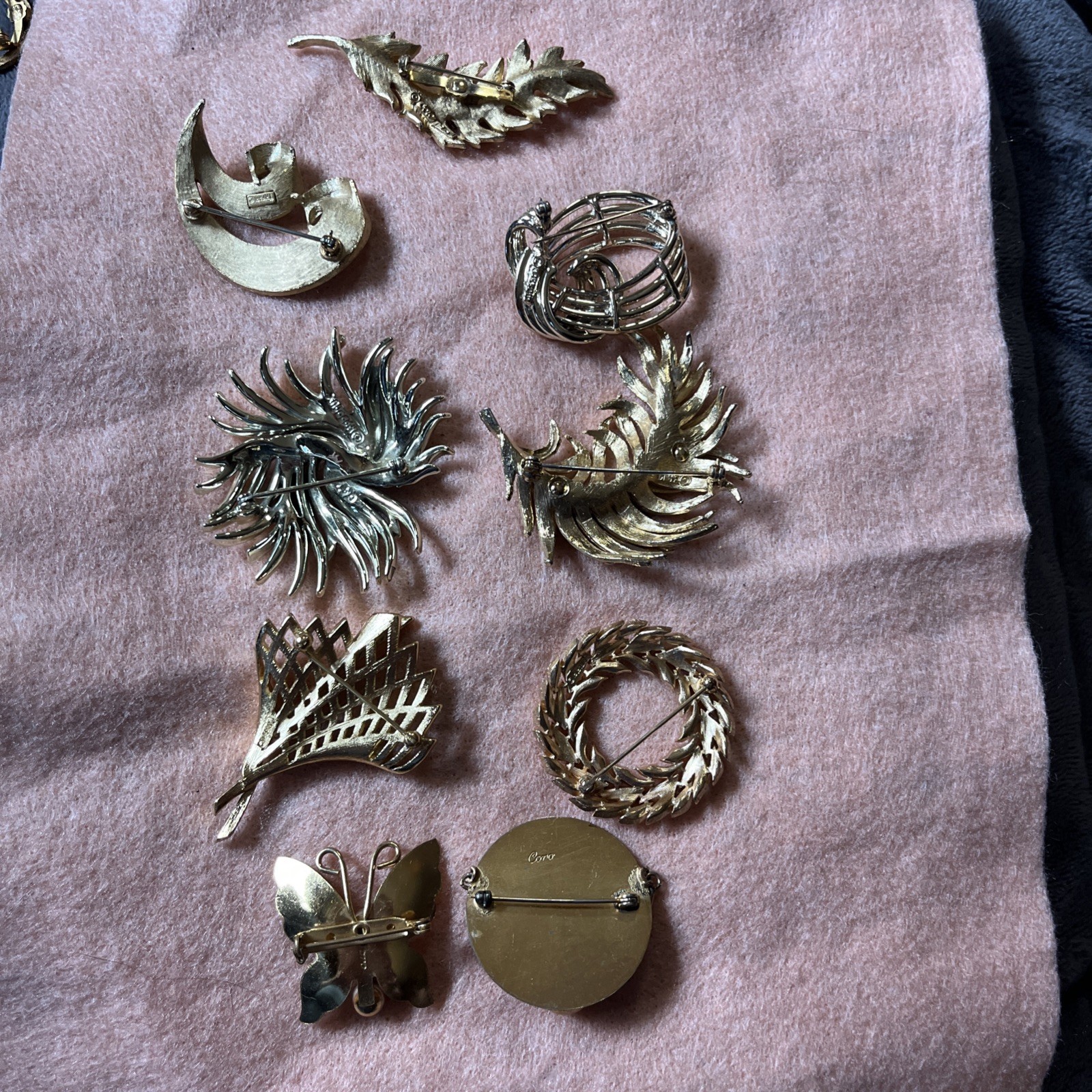 9 Vintage Signed Gold Toned Brooches (Coro, Kramer, Tifari)