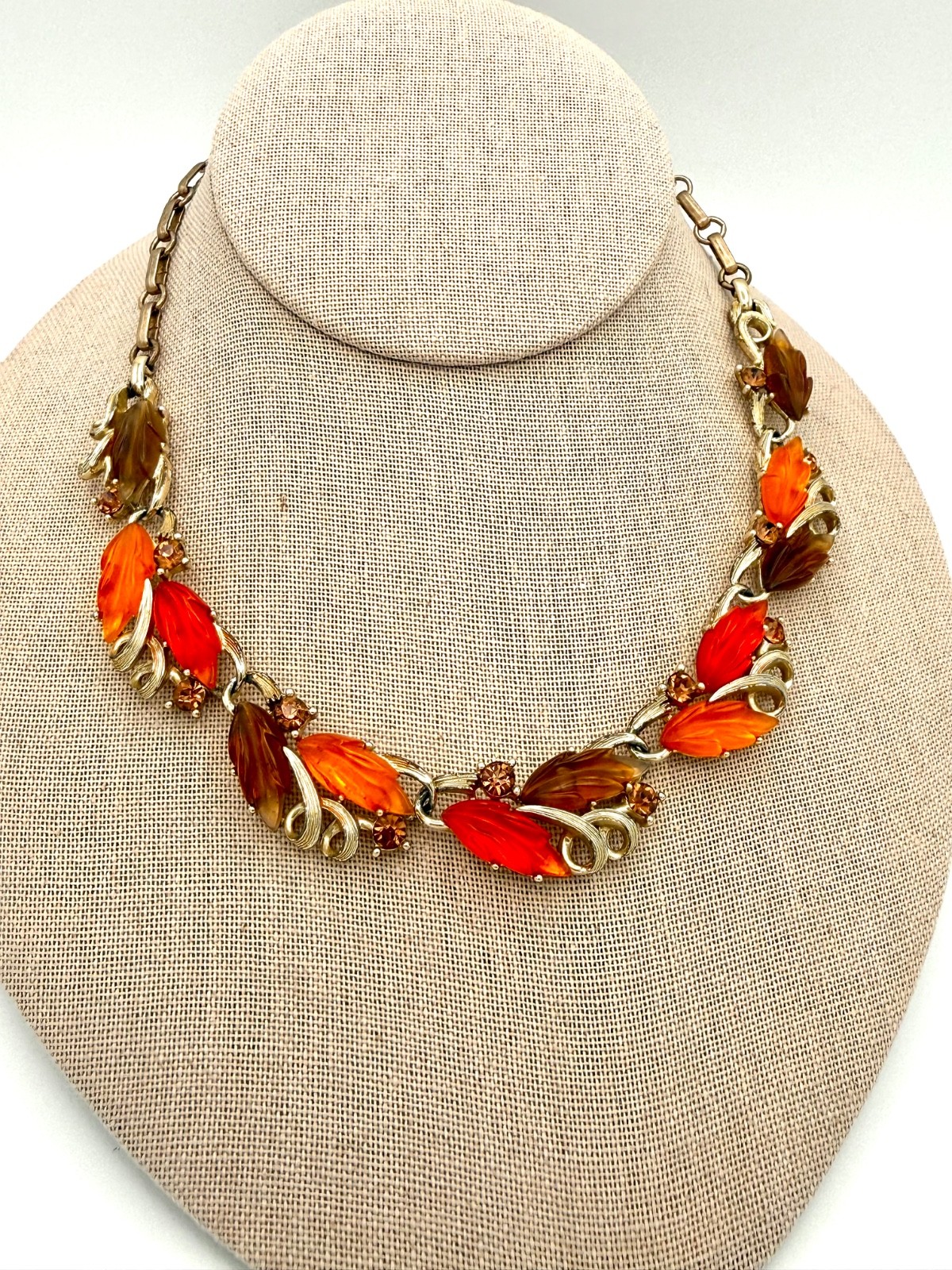 Mid Century Jelly Lucite Lisner autumn leaves and rhinestone choker 16″ adj.