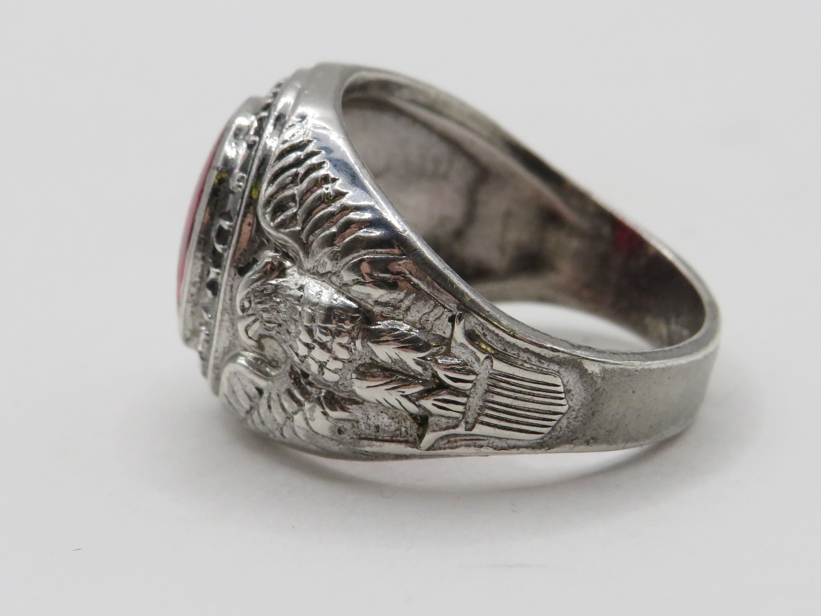 VINTAGE STERLING SILVER CREST CRAFT RED STONE UNITED STATES ARMY RING SIZE 9**