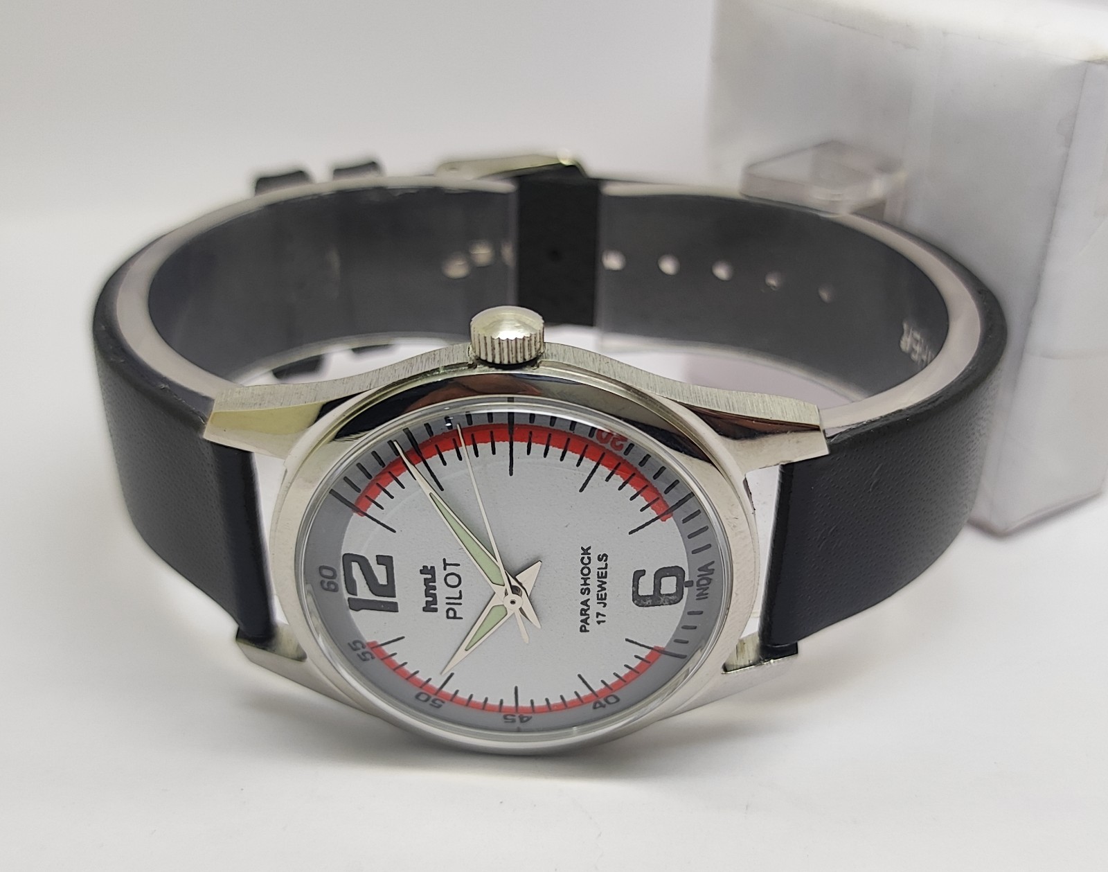 Vintage Hmt Pilot White Dial 17 Jewels Para Shock Mechanical hand winding Watch