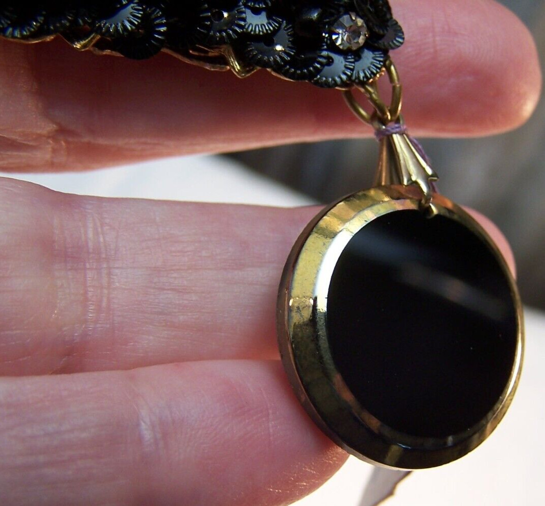 Unsigned Miriam Haskell Pendant/Vtg Black Molded Glass Floral Beads/NOS w Tag