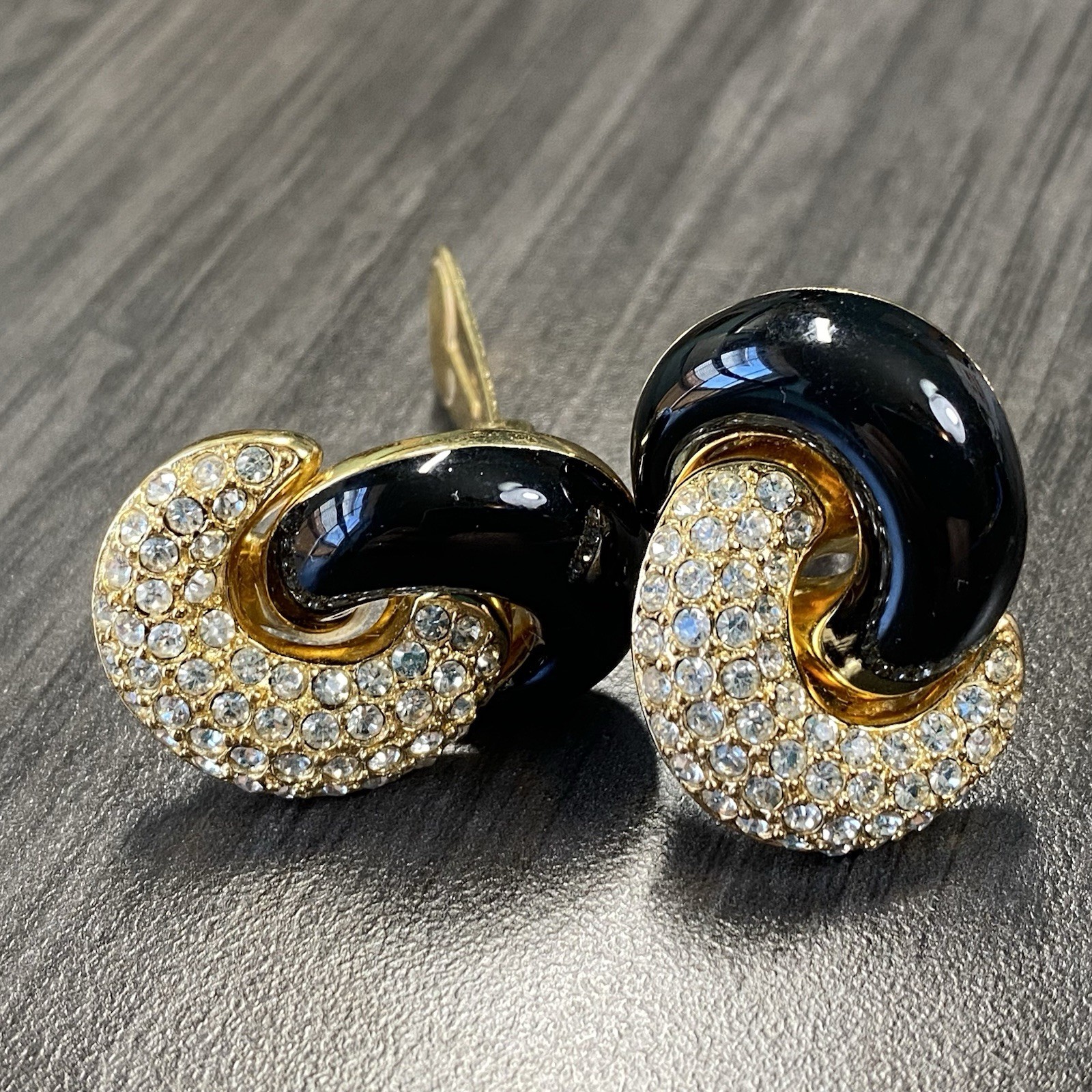 Christian Dior Enamel & Rhinestone Earrings – Chr. Dior Knot Earrings