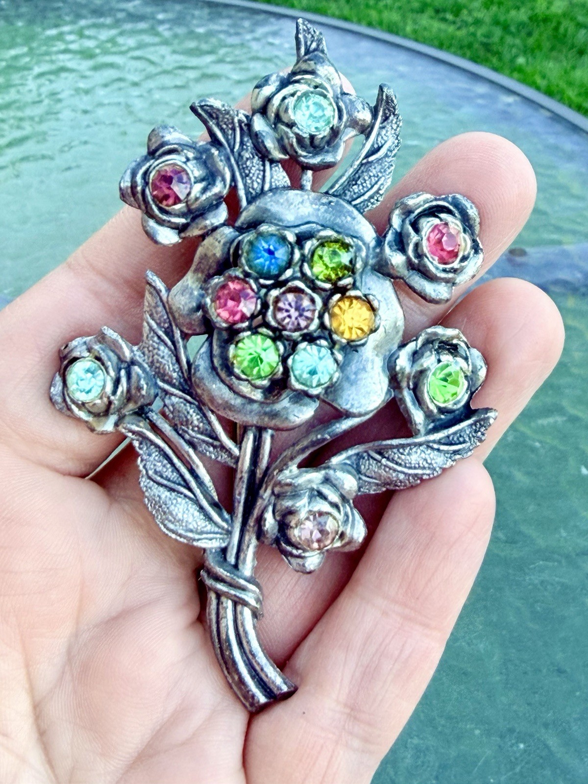 Vintage Little Nemo Flower Bouquet Colored Rhinestone LN/25 Brooch