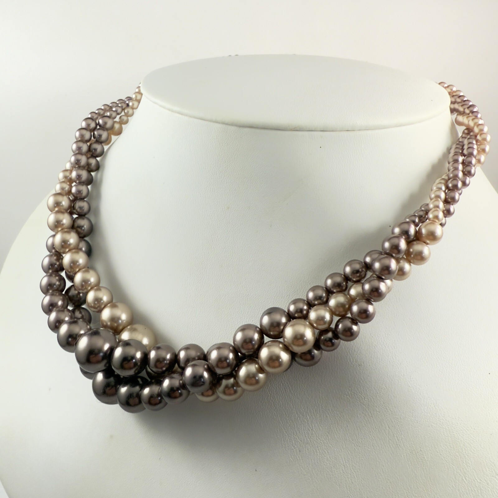Vintage ROMAN Signed Beige & Bronze Color Faux Pearl Twisted Necklace 20″
