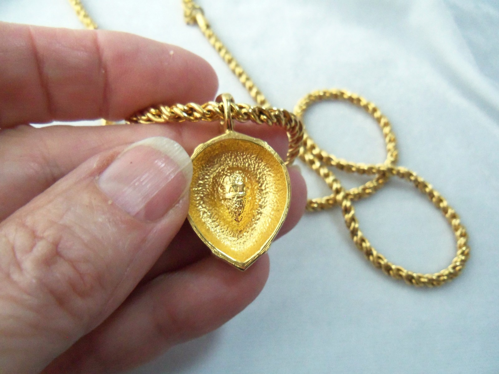 Vintage SAL Swarovski Crystal Pendant Rope Chain Necklace 24′