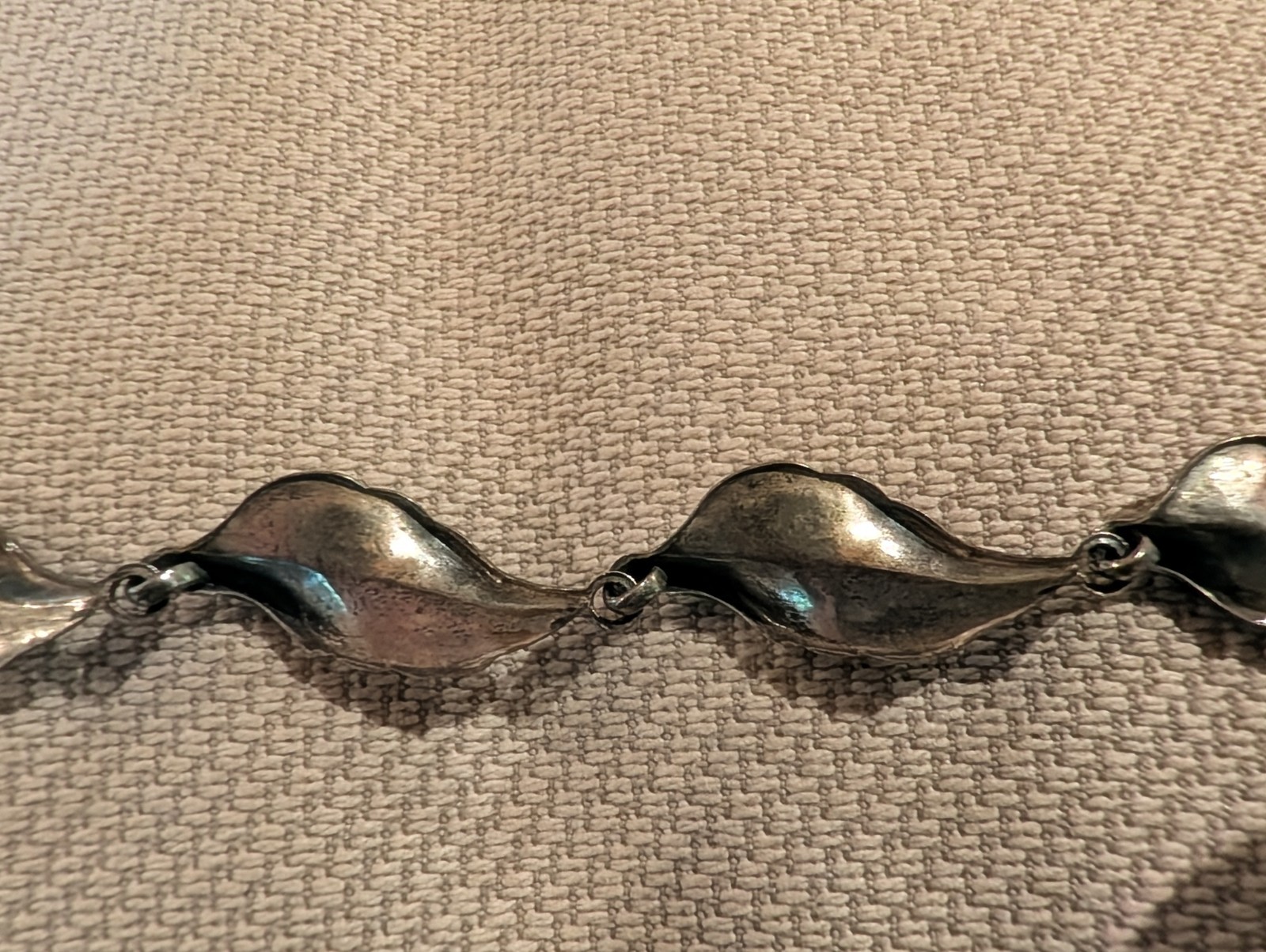 VINTAGE DANECRAFT STERLING SILVER LEAF NECKLACE, 16 GRAMS, SCRAP OR REPAIR