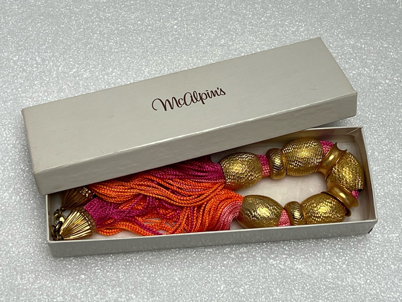 Vintage Cadoro Gold Tone Rings On Pink Orange Embroidery Floss Necklace 15”