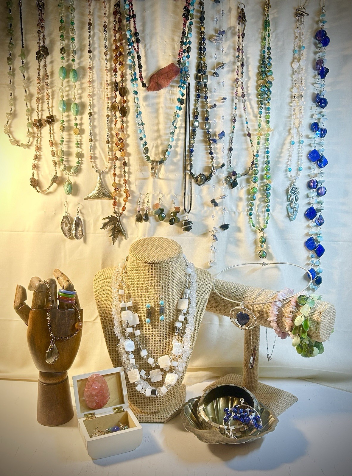 Vintage/Estate/Modern Jewelry Lot 40+piece, Natural Stone/MOP/Abalone