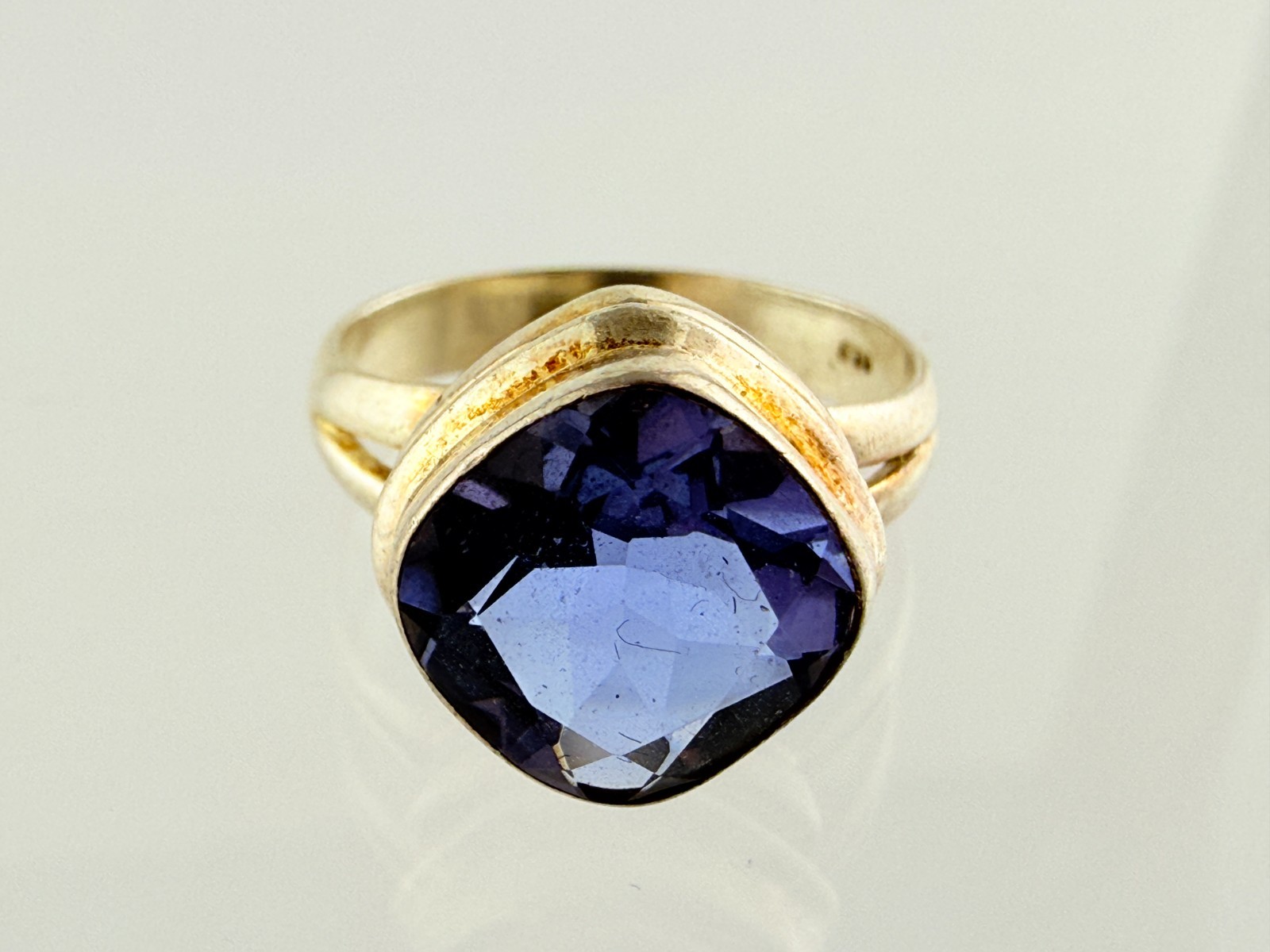Vintage Sterling Silver Alexandrite Color Change Glass Blue Purple Ring Size 7.5