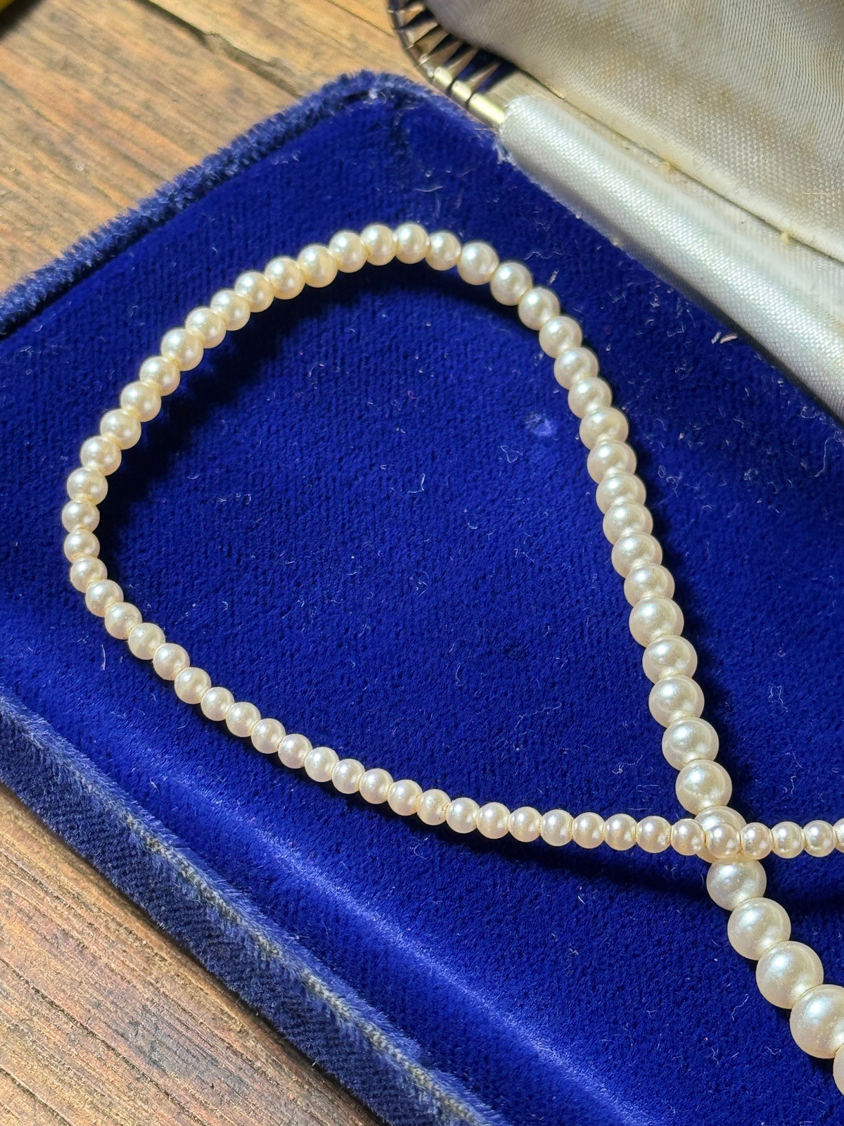 Vintage c.1920’s ‘LAFAYE PEARLS’ Melbourne Australia Pearl Necklace Silver Clasp