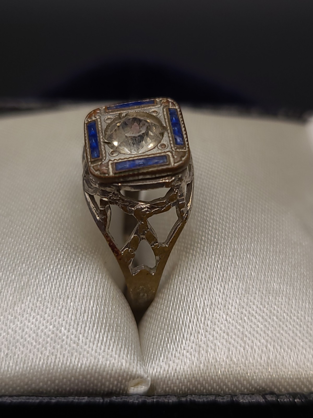 Vintage Cowen Gold Tone Blue Clear Glass Stone Ring Size 5.5-6