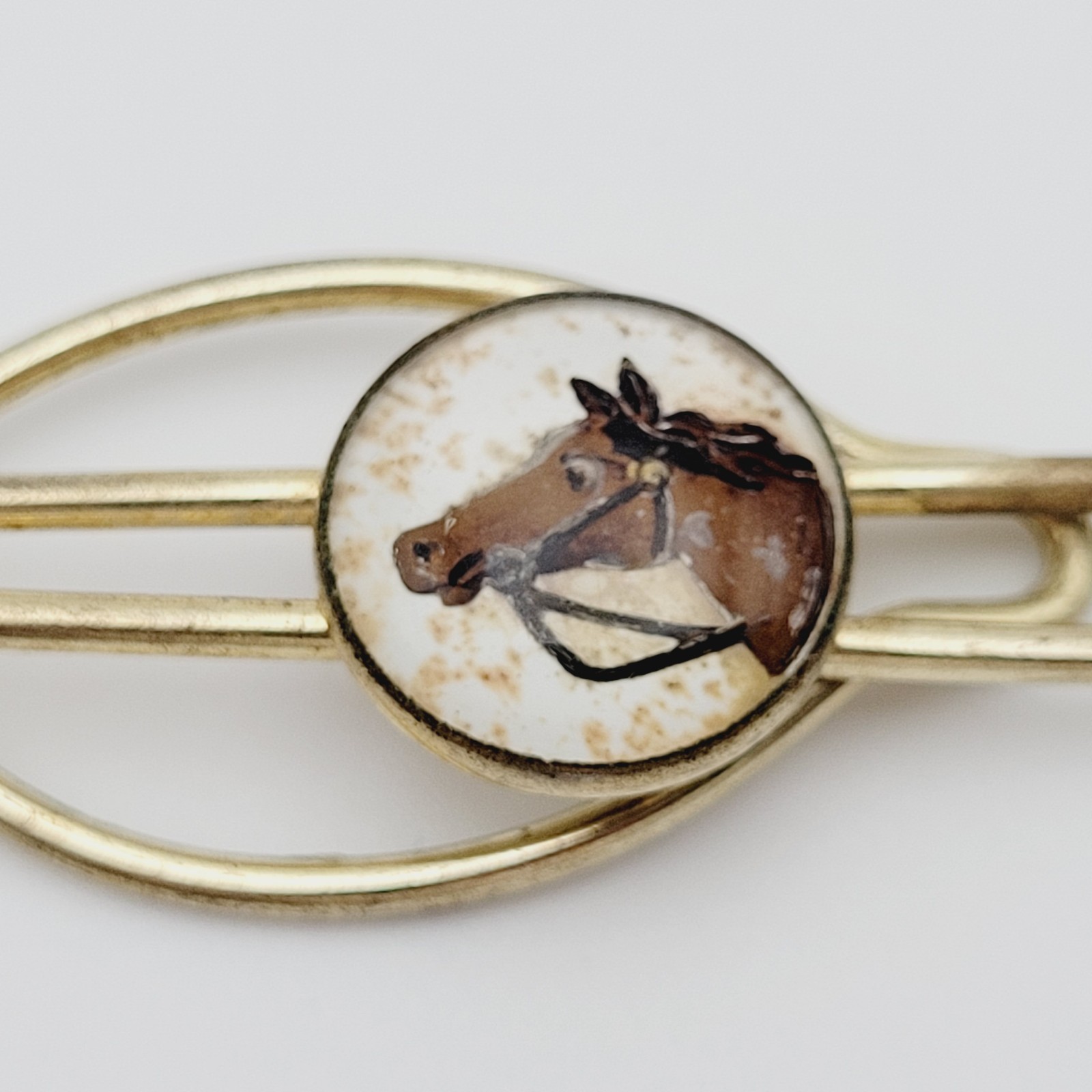 Horse Equestrian Western Reverse Painted Cameo Gold Tone Tie Clasp Bar Clip Worn