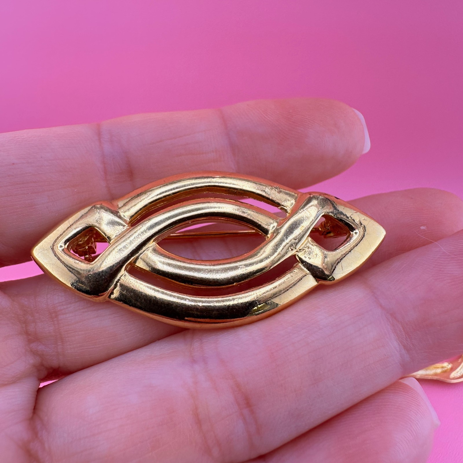 Vintage Brooch Lot Shiny Gold Tone 1990s Open Work Metal Oval Leaf Monet 1990s