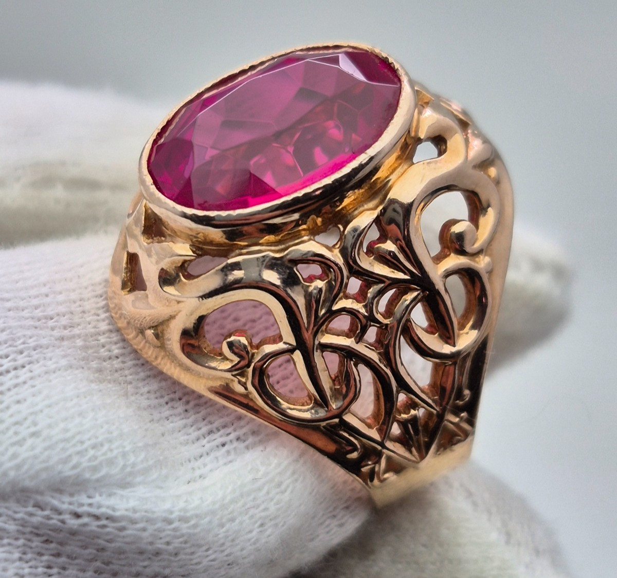 Vintage Soviet 14K Rose Gold Ring 583 with Stone • 11g • Original USSR Jewelry