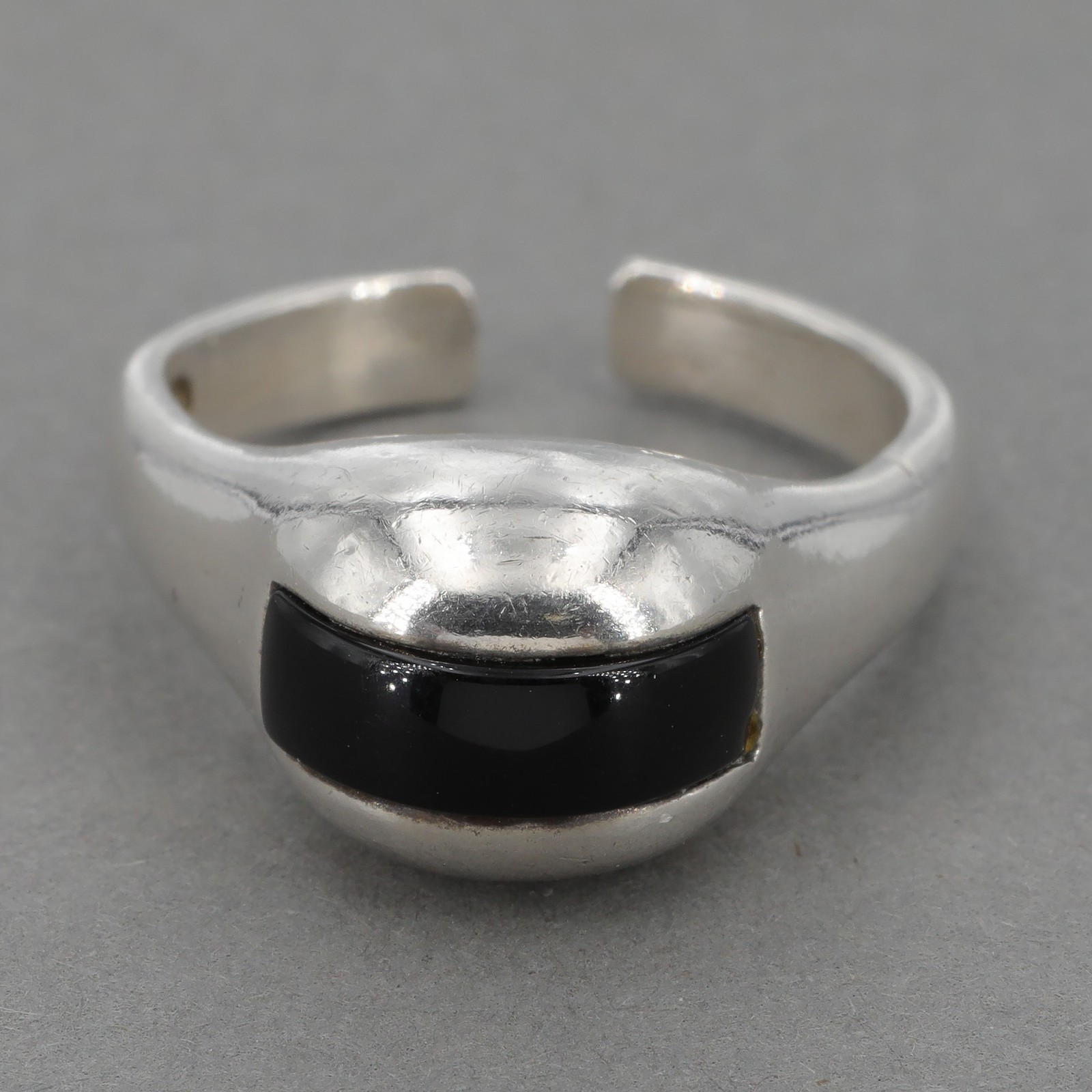 Vintage 1960s Franz Scheurle Germany Handcrafted Sterling Onyx Open Shank Ring