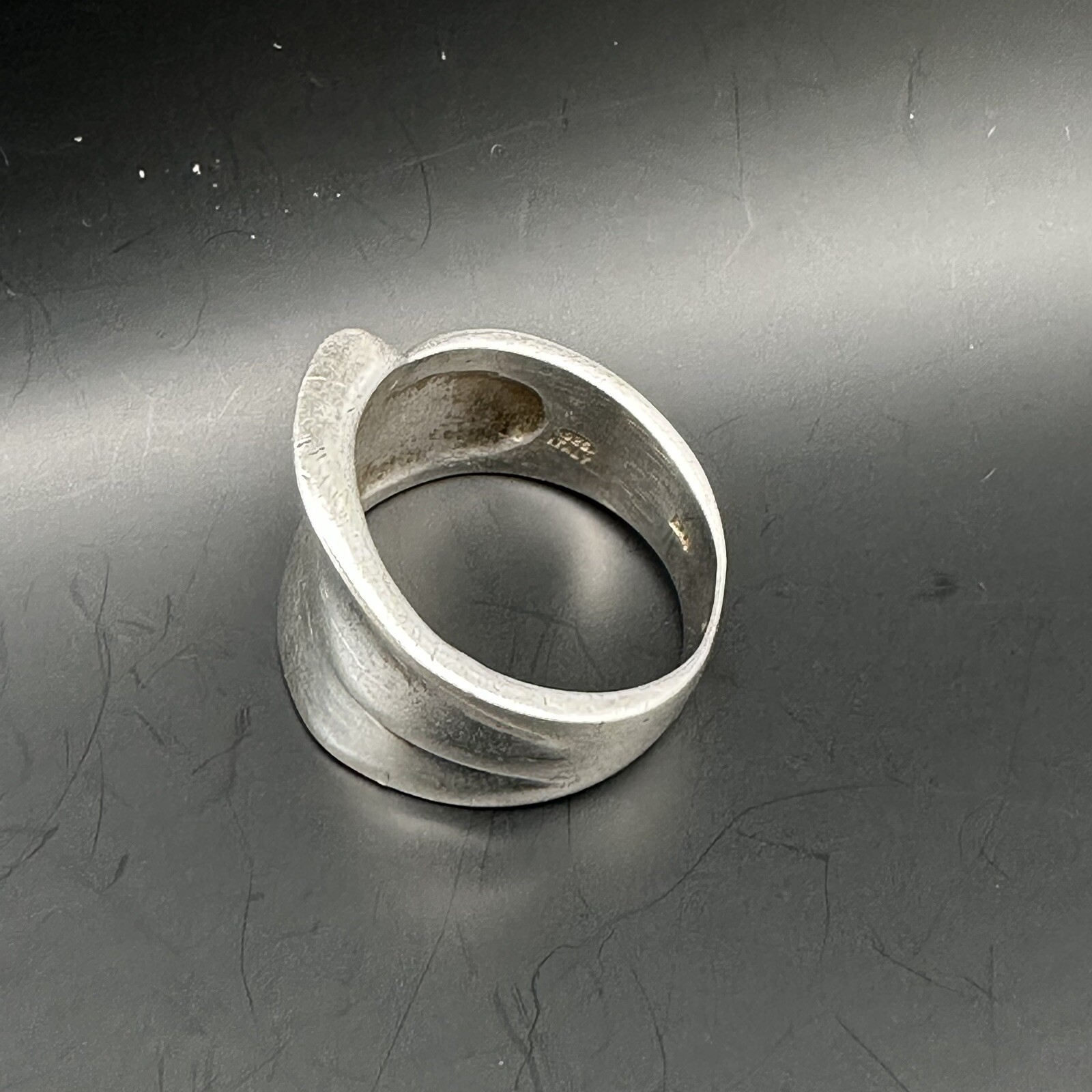 Modernist Smooth Ring Vintage Signed Italy 925 Sterling Silver Size 7.75