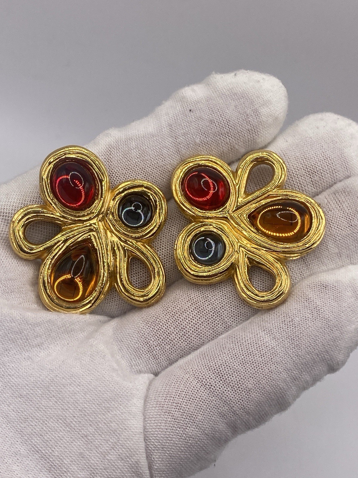 Givenchy Vintage Gripoix Clip Earrings Gold Tone